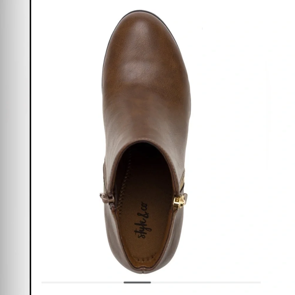 Masrinaa Ankle Booties,